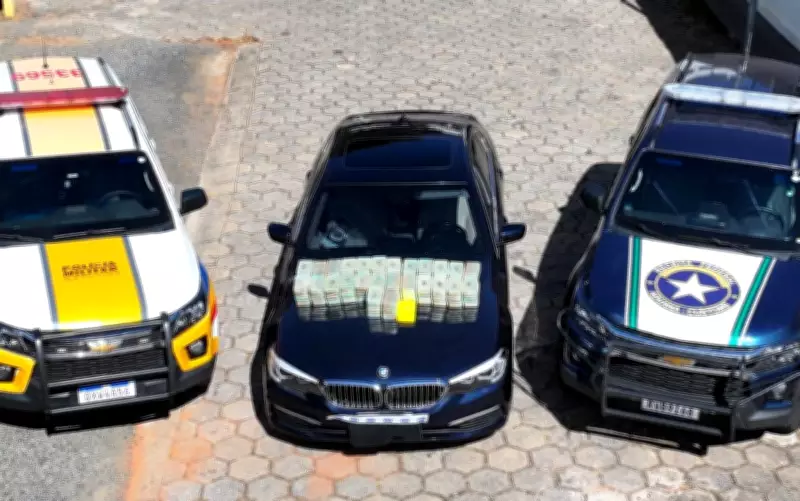 Trio paraguaio preso com 80 kg de cocaína em carro de luxo na MG-050