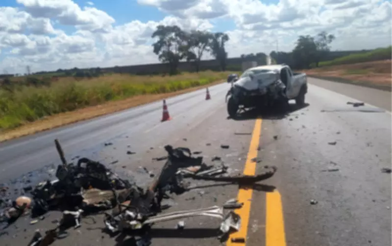 Três mortos em acidente frontal na SP-326 em Barretos, SP