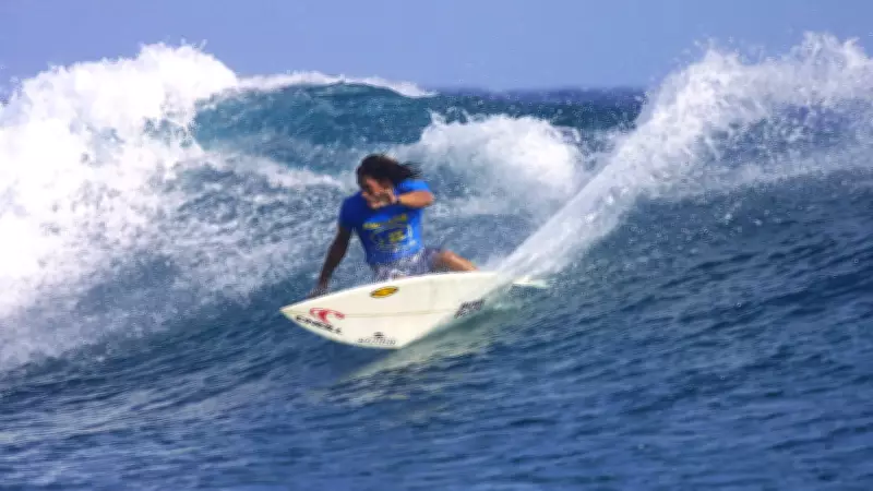 Tubarão interrompe etapa do Circuito Mundial de Surfe em Gold Coast