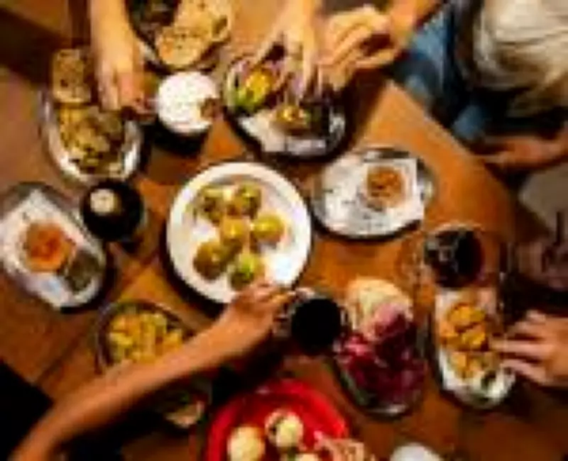 Vendas em bares e restaurantes crescem 3,4% em abril