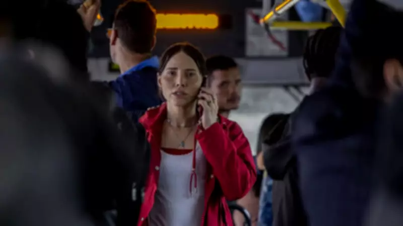 Walcyr Carrasco critica ricos em nova novela 'Quem Ama Cuida'