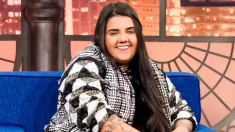 Yasmin Santos desabafa sobre fim do noivado e diz que ainda sofre
