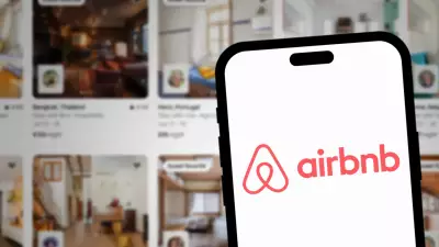 Airbnb adiciona hotéis e serviços para virar 'superapp' de viagens