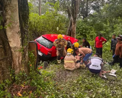 Bombeiros resgatam quatro vítimas presas às ferragens em Boquim, SE