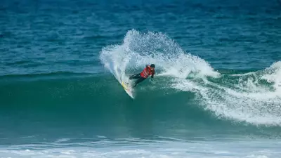 Brasileiros dominam estreia da etapa de Raglan no Mundial de Surfe