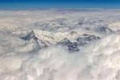 Brasileiros escapam de queda de bloco de gelo no Monte Everest