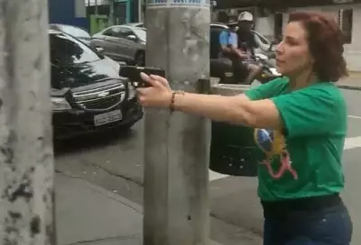 Carla Zambelli libertada na Itália após tribunal negar extradição
