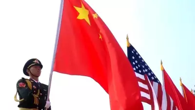 China e EUA retomam negociações para reduzir tarifas comerciais após visita de Trump