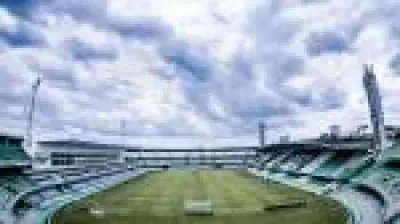Coritiba x Internacional: onde assistir ao vivo, horário e escalações