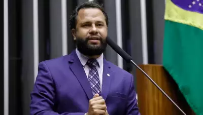 Deputado denuncia repasse de R$ 100 mi a produtora de filme de Bolsonaro