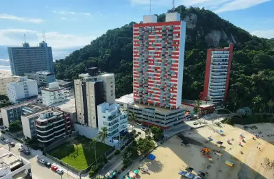 Edifício Torre Alta em Caiobá: sacadas desalinhadas são ilusão de ótica