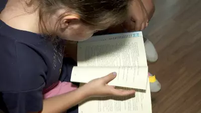 Estudo revela que 53% das famílias brasileiras raramente leem para crianças