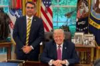 Flávio Bolsonaro pede a Trump que classifique PCC e CV como terroristas
