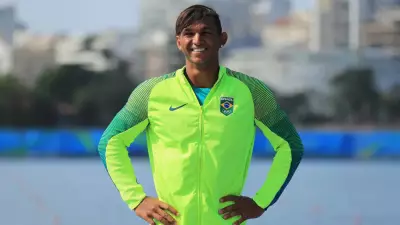 Isaquias Queiroz é prata na Copa do Mundo de canoagem em Szeged