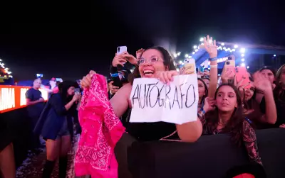 Léo Foguete estreia no Ribeirão Rodeo Music 2026 com show lotado e participação de Ana Castela