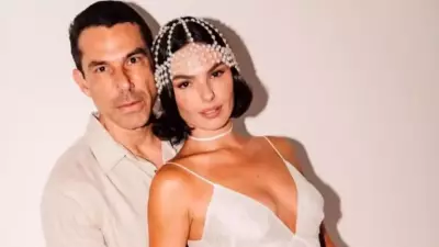 Marcus Buaiz declara amor a Isis Valverde no primeiro aniversário de casamento