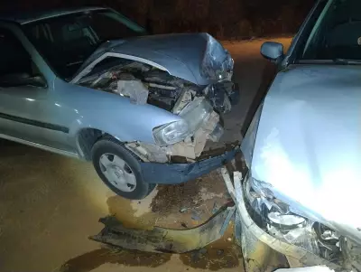 Motorista erra cálculo de distância e causa acidente com dois feridos em Descoberto