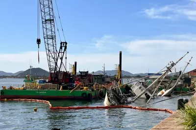 Navio histórico naufragado no Porto de Santos passará por teste de reflutuação
