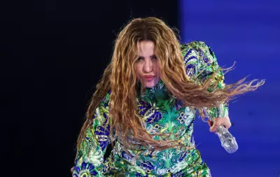 Shakira uiva e se declara ao público em show histórico em Copacabana
