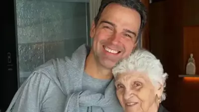 Tadeu Schmidt anuncia morte da mãe, Dona Janira, aos 92 anos