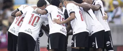 Vasco busca empate heroico contra Flamengo no Maracanã pelo Brasileirão