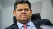 Alcolumbre promulga lei que reduz penas de condenados por tentativa de golpe