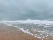 Alerta de ressaca: ondas de até 3 metros no litoral de SC, SP e RJ