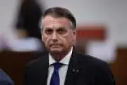 Bolsonaro segue internado, quadro estável e inicia fisioterapia após cirurgia no ombro