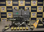 CAC é detido com fuzil, pistolas e munições em Juiz de Fora