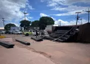 Carreta tomba em rotatória em Santarém e causa congestionamento no trânsito