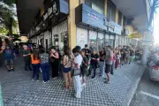 Cartórios lotam no último dia para regularizar título eleitoral no Vale