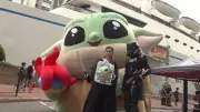 Centenas de fãs de Star Wars participam de evento temático com corrida de 1 km