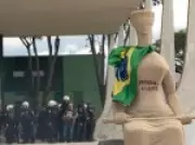 Débora do Batom pede ao STF revisão de pena com base no PL da Dosimetria