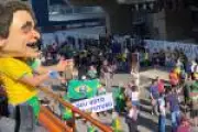 Direita conservadora realiza ato na Paulista com apoio a Flávio Bolsonaro