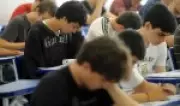 Falta de prioridade eleitoral trava avanço da educação no Brasil, diz MIT