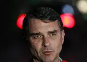 Flávio Bolsonaro liga Banco Master ao PT e pede CPI