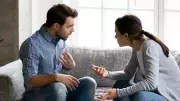 Frases de gaslighting: saiba identificar manipulação emocional