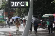 Frente fria traz chuva e queda de temperatura em SP até segunda (18)