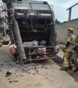 Gari tem perna amputada após acidente com caminhão do Demlurb em Juiz de Fora