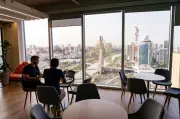 Home office em extinção? Retorno ao presencial avança no Brasil em 2026