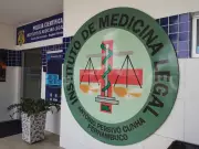 Homem de 25 anos é morto a tiros em frente de casa em Petrolina