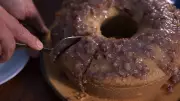 Hora do Rancho: aprenda a fazer bolo de pinhão cremoso e crocante