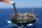 Ibovespa cai mais de 2% com petróleo e tensões no Oriente Médio
