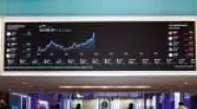 Ibovespa sobe com reabertura do Estreito de Ormuz após anúncio do Irã