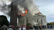 Igreja centenária é destruída por incêndio em Flores da Cunha, RS