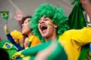 Jogos do Brasil no expediente? Entenda a lei sobre folga e compensação