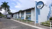 Jovem preso após esfaquear padrasto que agredia a mãe em Uberlândia