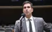 Luiz Lima critica PP por votar com esquerda e chama sigla de 'Partido Profissional'