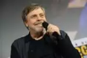 Mark Hamill se desculpa por postagem polêmica sobre Trump