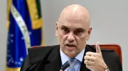 Moraes rejeita redução de pena para Débora Rodrigues do 8/1